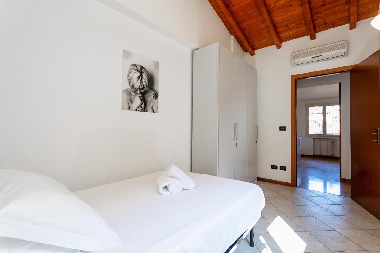 Bologna'S Way Sguardo Sui Tetti Apartment Luaran gambar